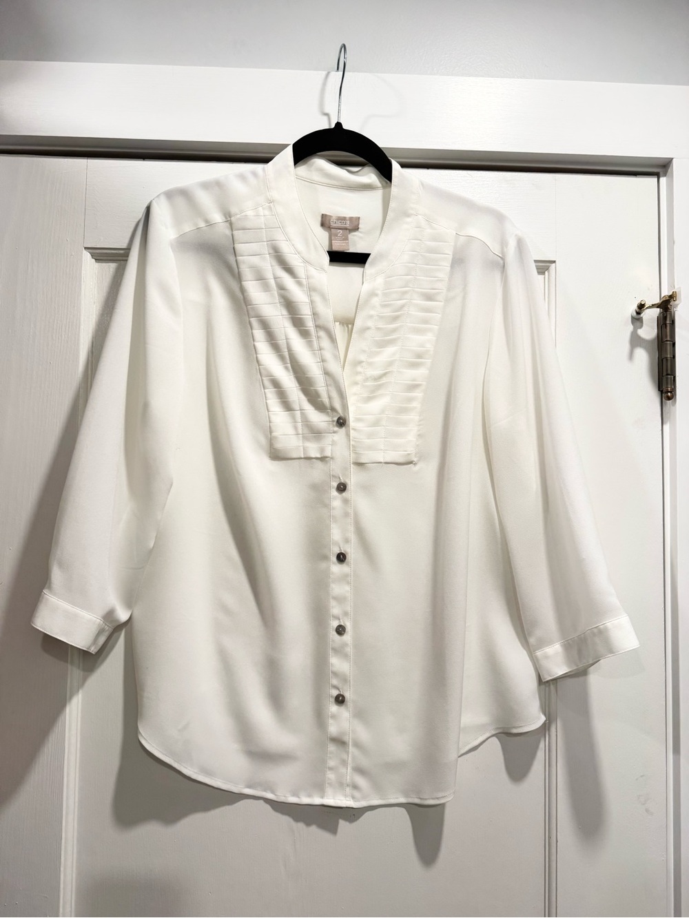 Chicos Pleated Bib Button Front Blouse White Large Summer Career Quiet Luxury
